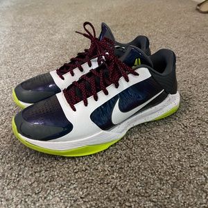 Zoom Kobe 5 Protro “Chaos”